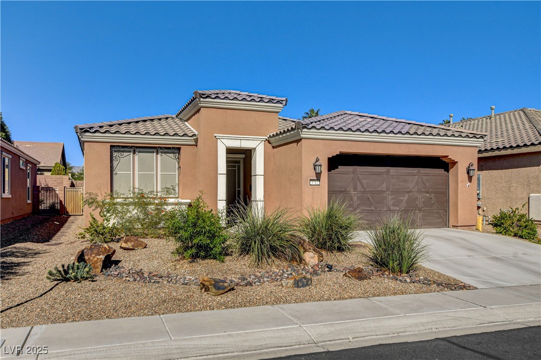 3712 Corte Bella Hills Avenue