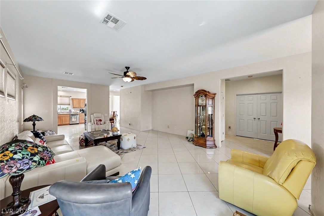 2632 Lochleven Way