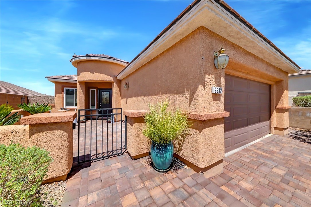 2632 Lochleven Way