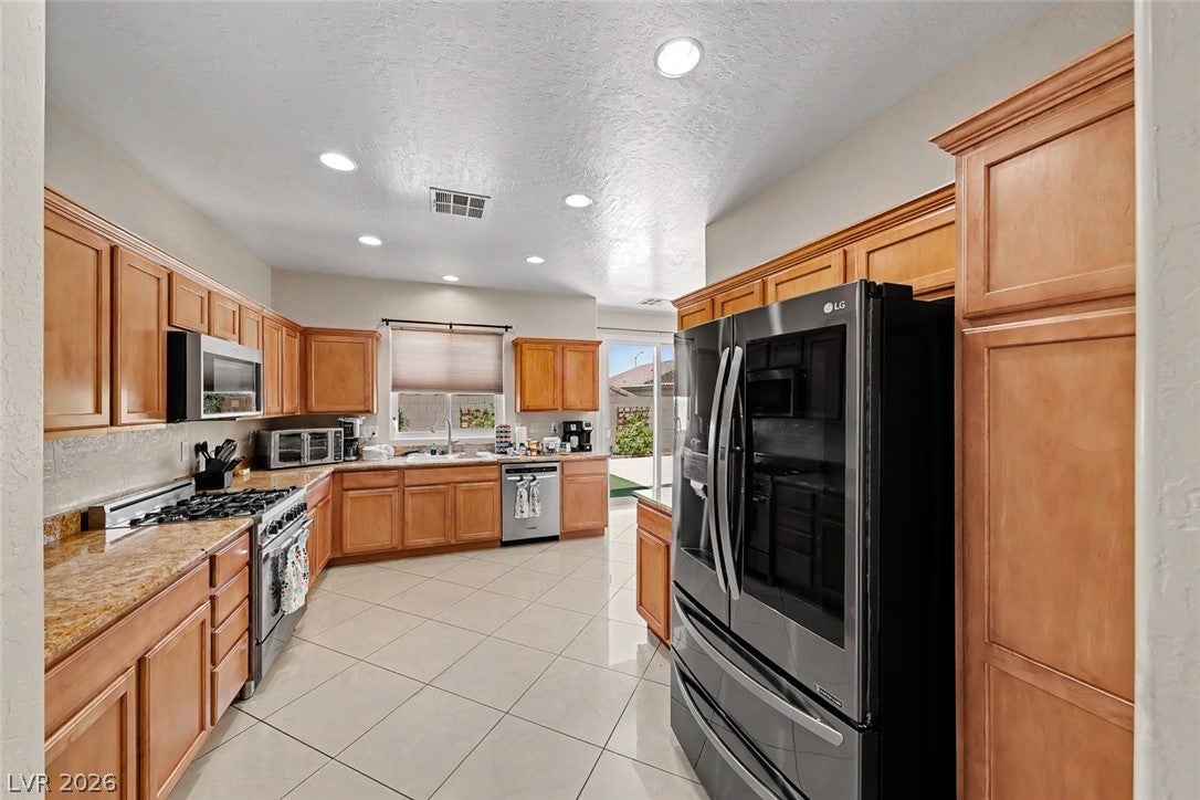 2632 Lochleven Way