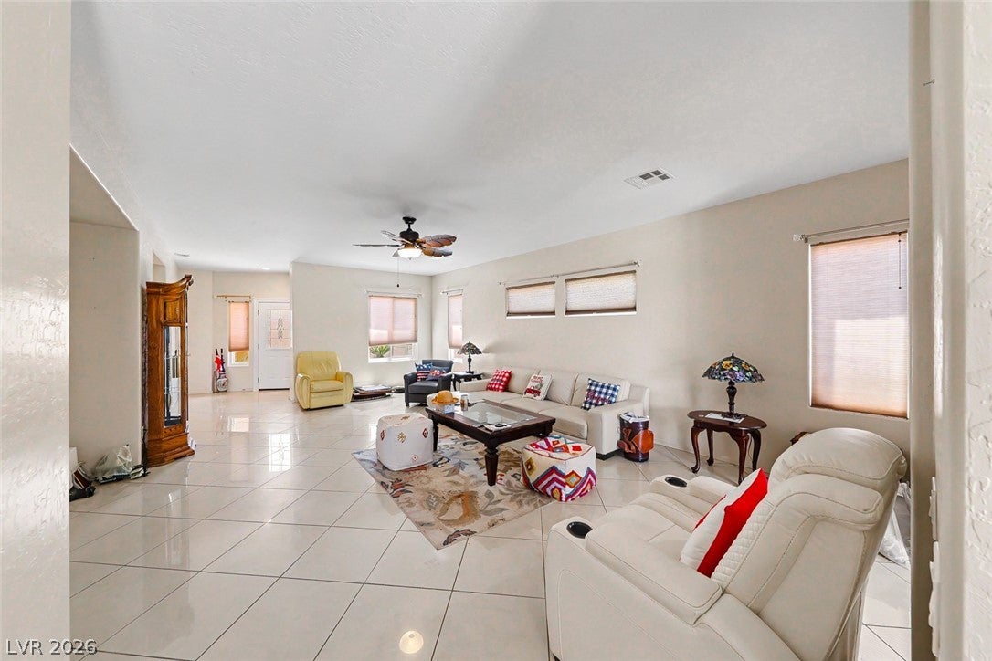 2632 Lochleven Way