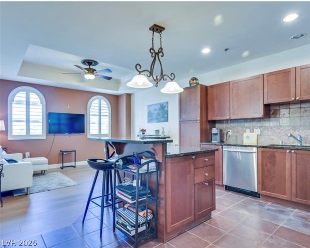 2455 W Serene Avenue 614