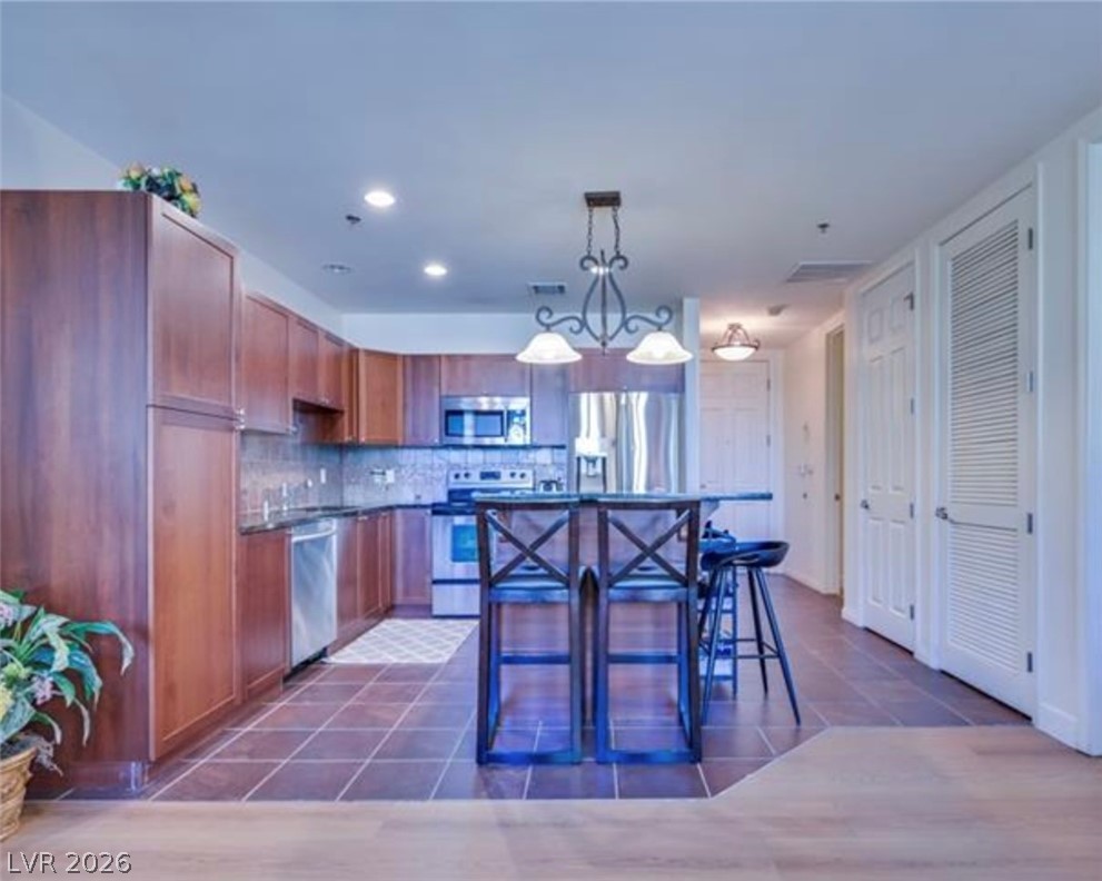 2455 W Serene Avenue 614