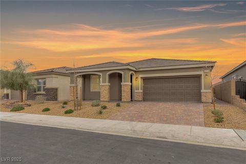 71 Gosia Grove Avenue North Las Vegas NV 89031