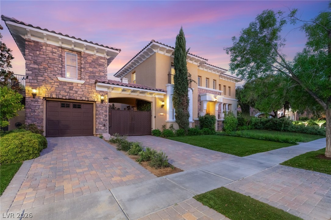 11696 Oakland Hills Drive