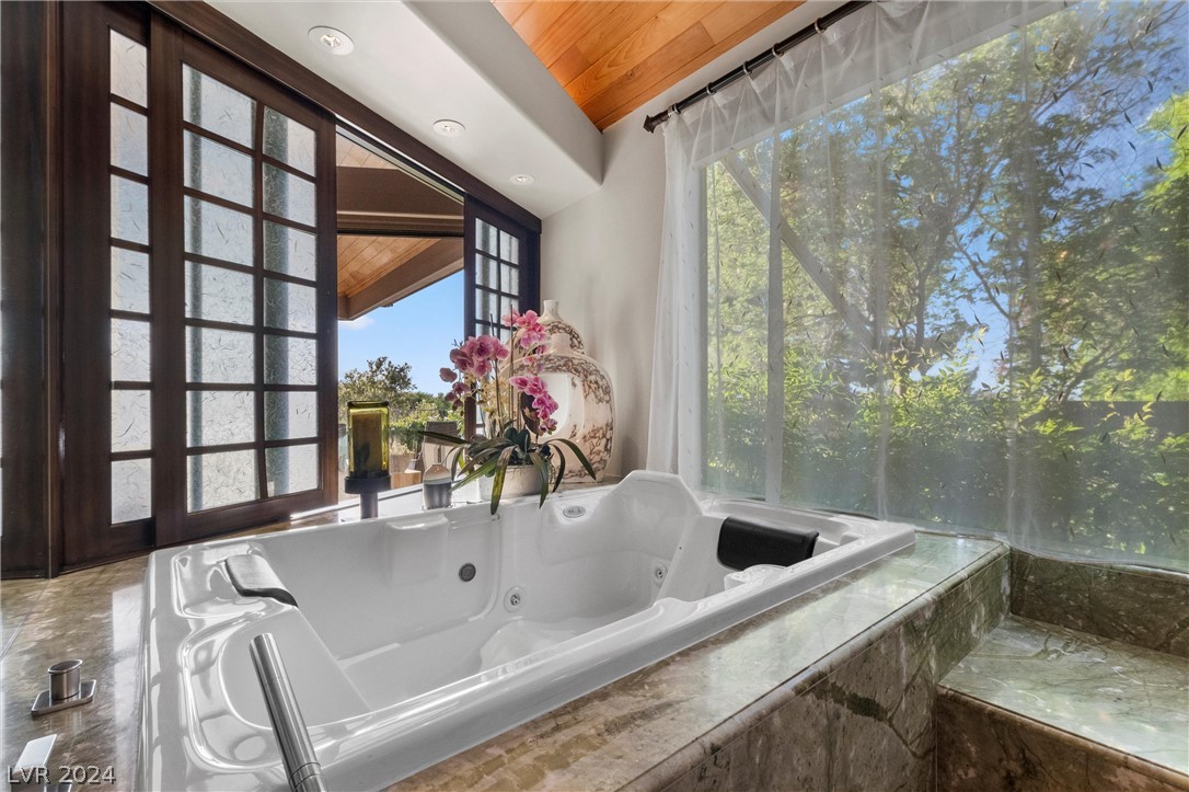 Henderson, Nevada 89052, United States, 6 Bedrooms Bedrooms, ,7 BathroomsBathrooms,Residential,Active,55031