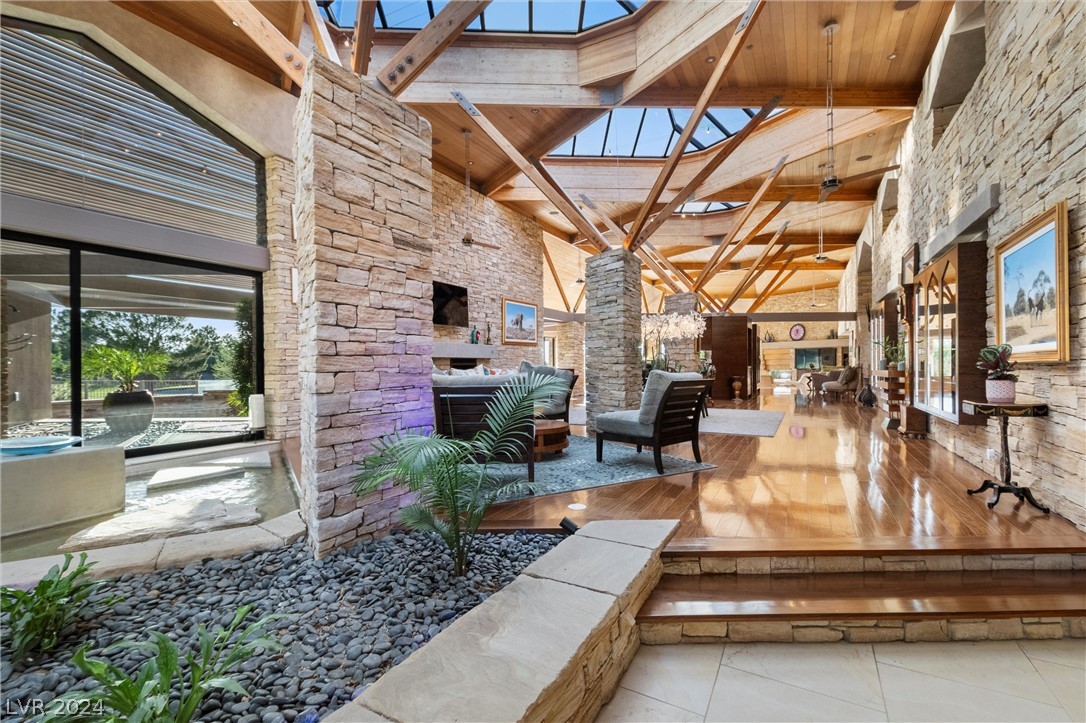 Henderson, Nevada 89052, United States, 6 Bedrooms Bedrooms, ,7 BathroomsBathrooms,Residential,Active,55031