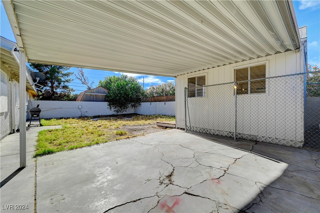 14 Yew Avenue, Las Vegas, Nevada image 38