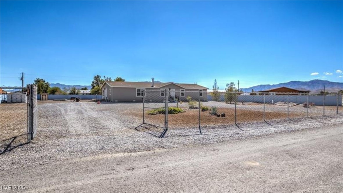 3611 W Horn Road, Pahrump, Nevada image 4