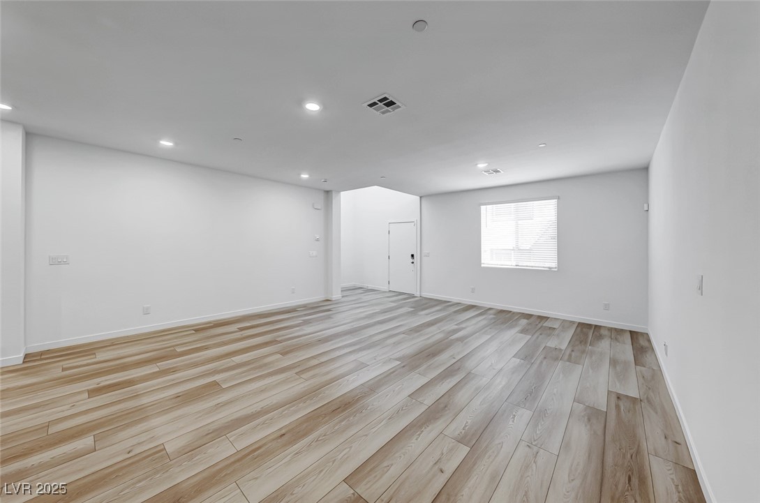1540 Eva Crossing Place, Henderson, Nevada image 4