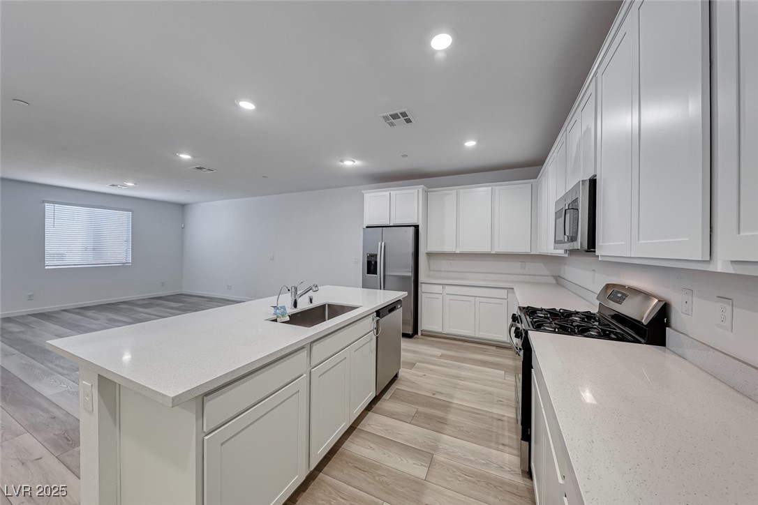 1540 Eva Crossing Place, Henderson, Nevada image 9