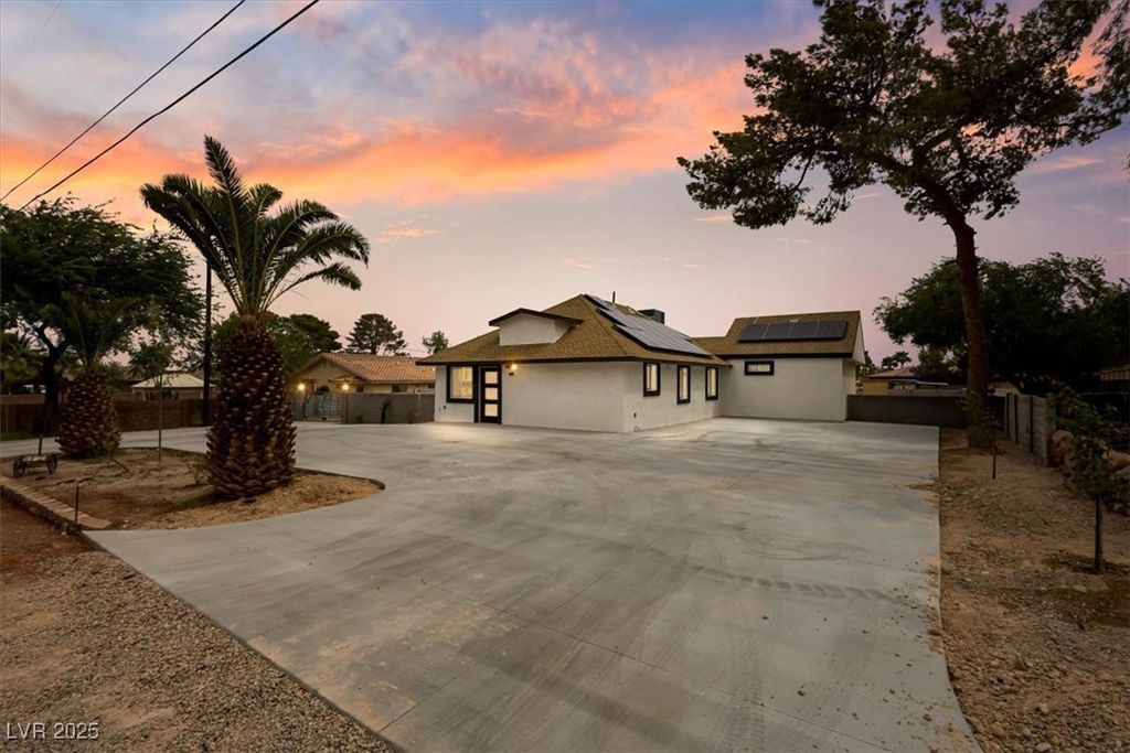 Photo of 7724 Rancho Destino Road, Las Vegas, NV 89123 (MLS # 2737019)