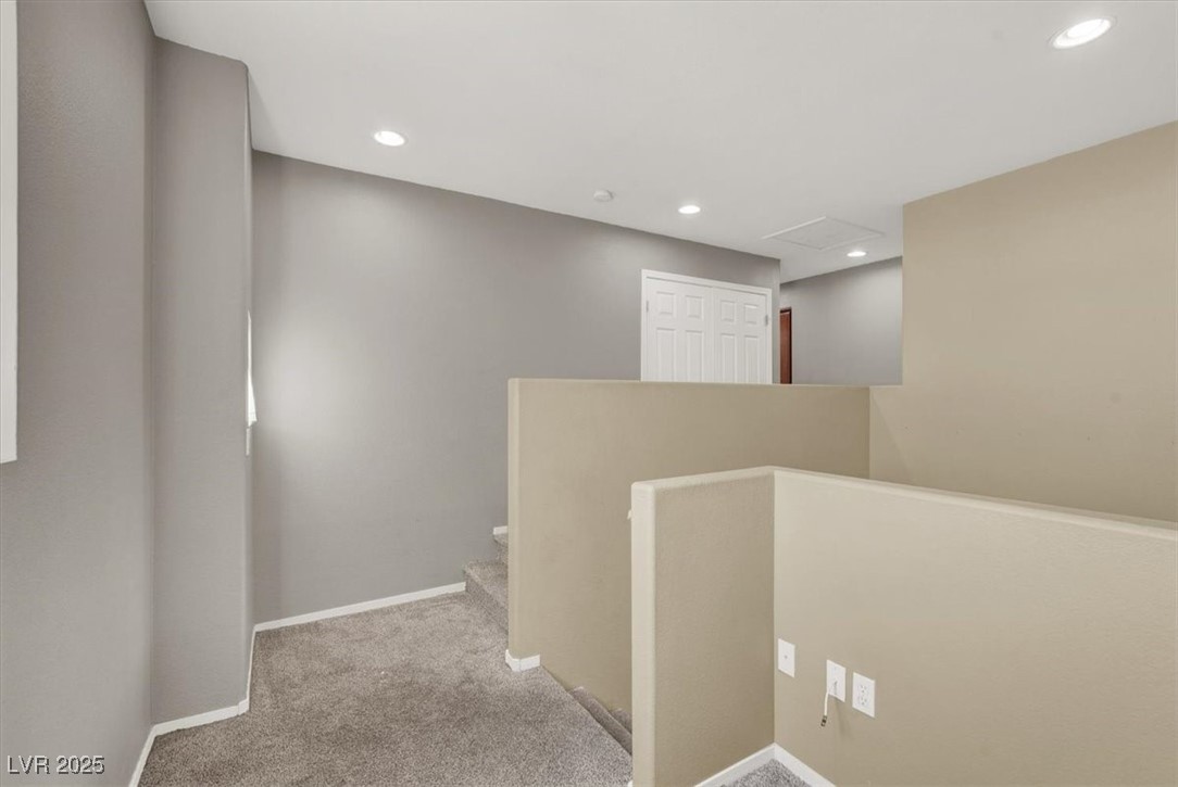 North Las Vegas, Nevada 89081, United States, 3 Bedrooms Bedrooms, ,3 BathroomsBathrooms,Residential,Active,189006