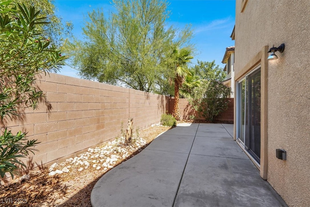 North Las Vegas, Nevada 89081, United States, 3 Bedrooms Bedrooms, ,3 BathroomsBathrooms,Residential,Active,189006