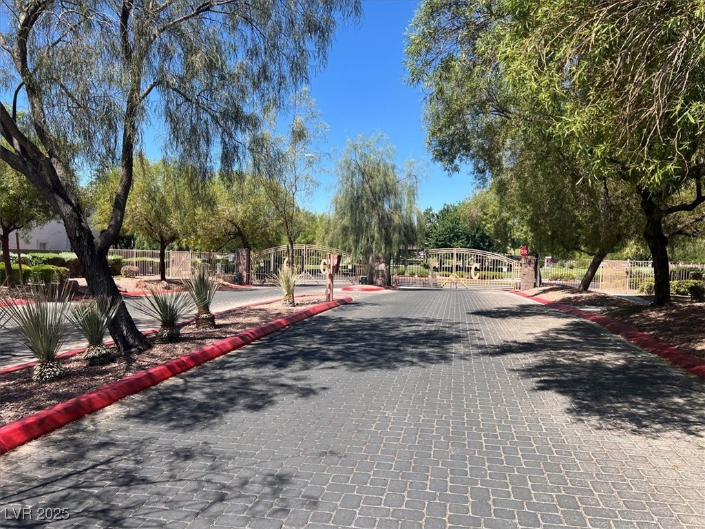 North Las Vegas, Nevada 89081, United States, 3 Bedrooms Bedrooms, ,3 BathroomsBathrooms,Residential,Active,189006