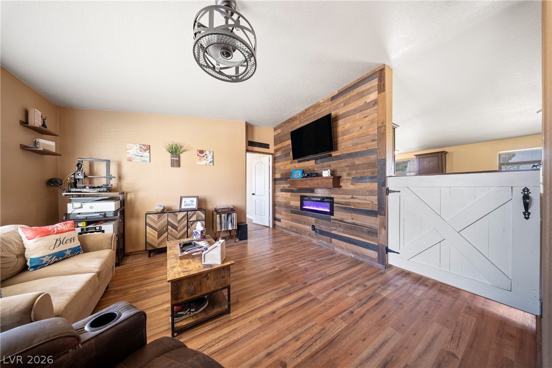 2600 W Gamebird Road
