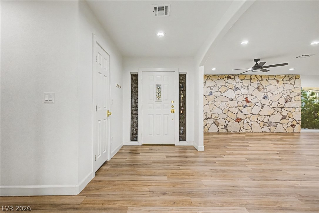 236 E Country Club Drive