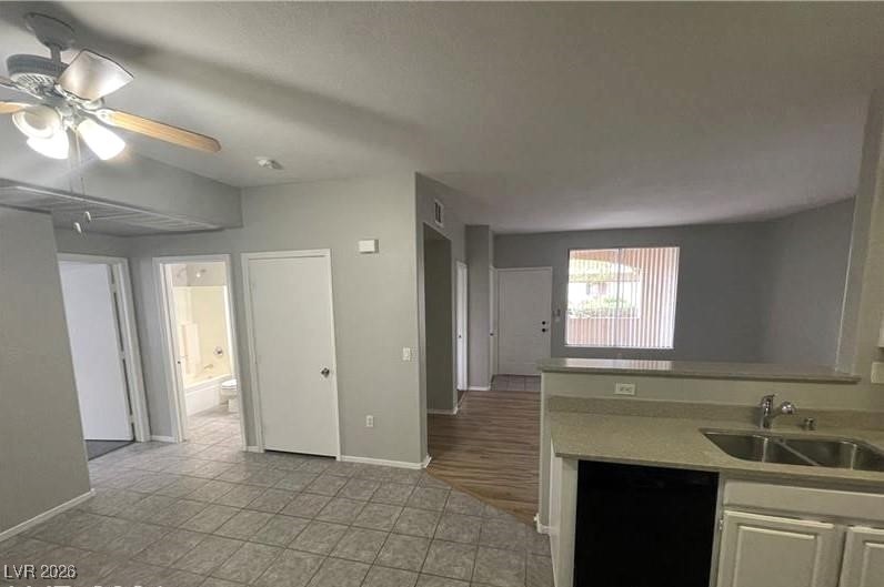 1401 N Michael Way 123