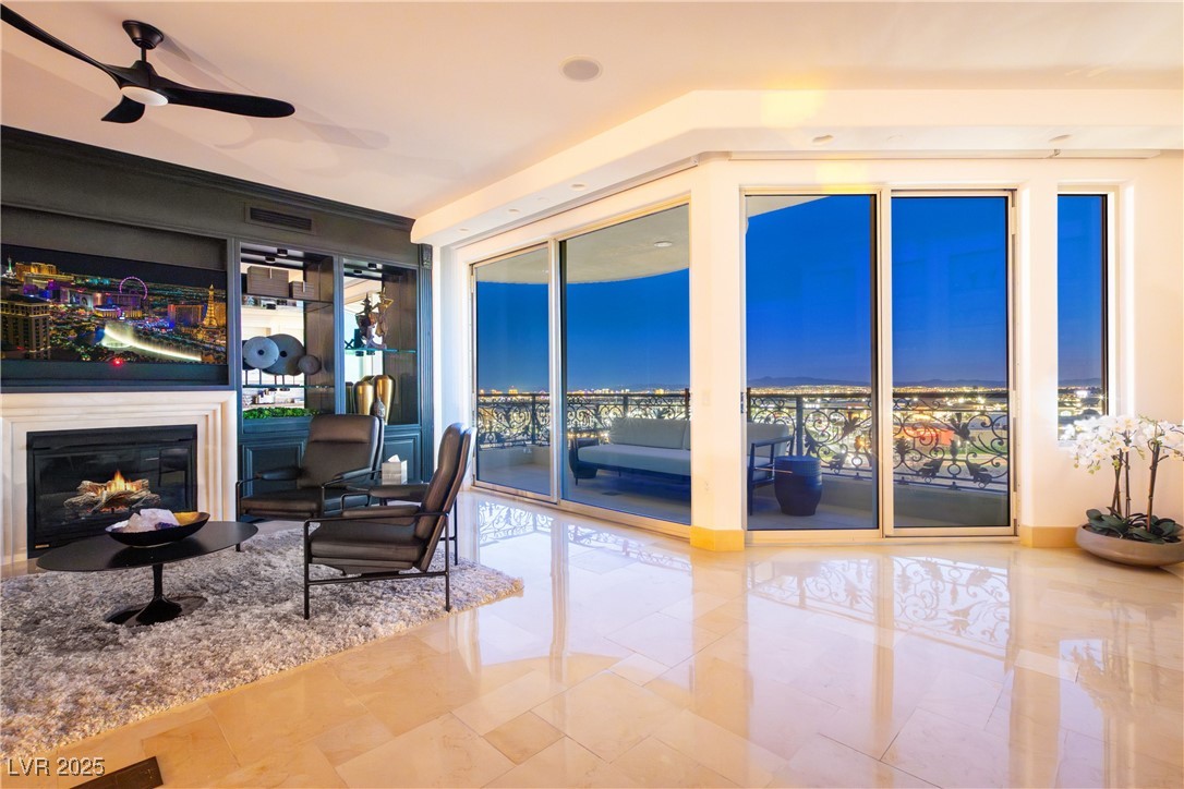 9101 Alta Drive 505