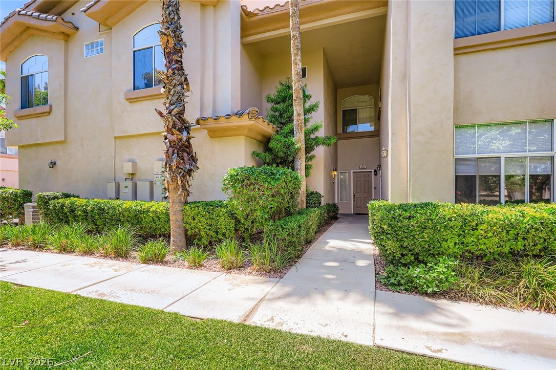 2050 W Warm Springs Road 3624