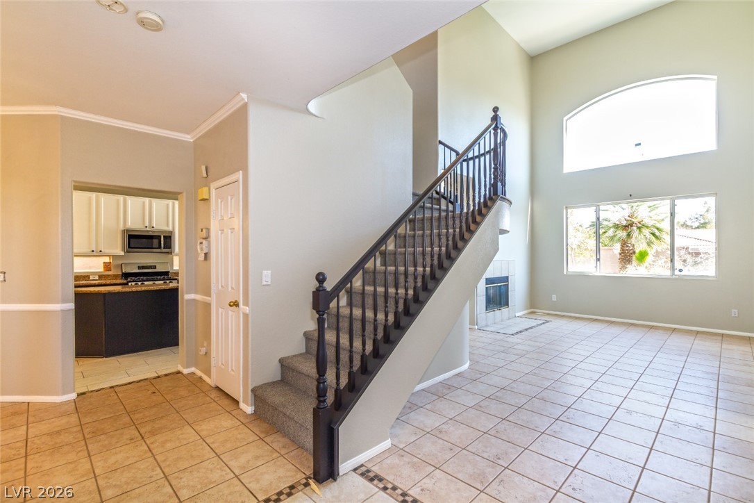 10028 Pinnacle View Place