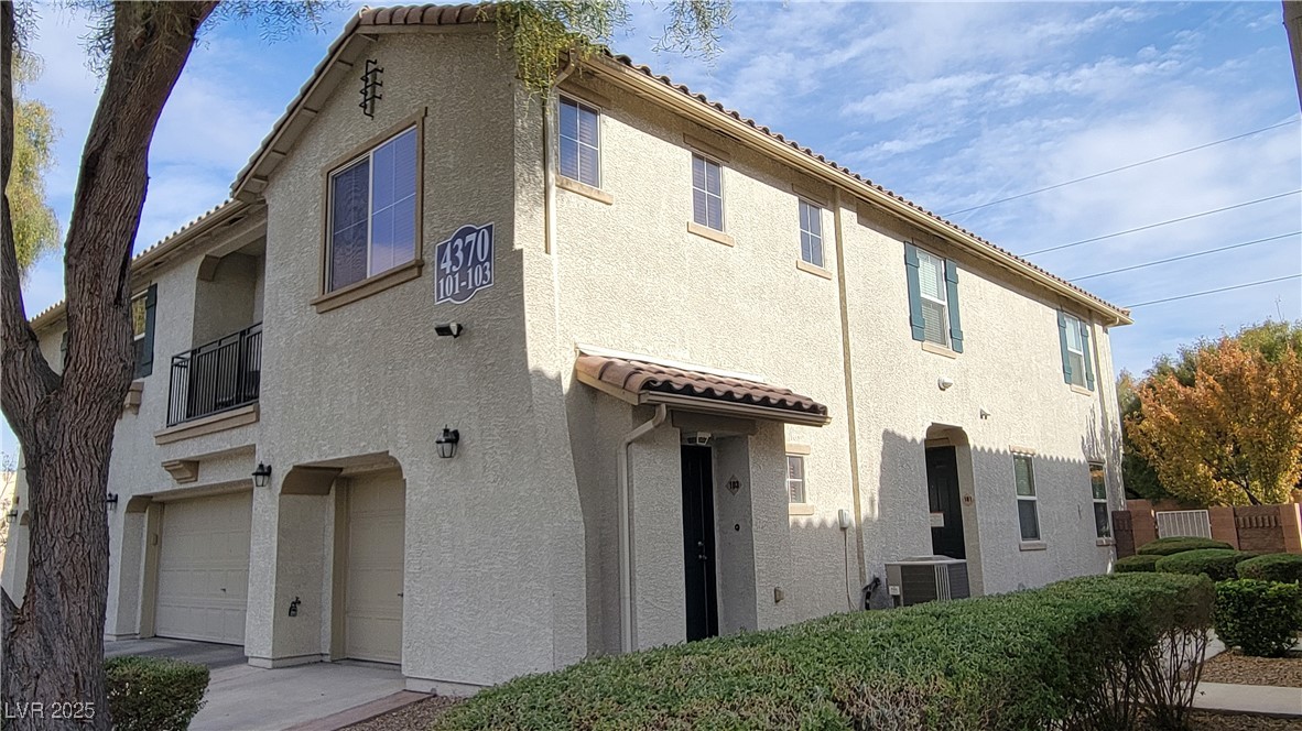 4370 WESTBURY SQUARE Street 3