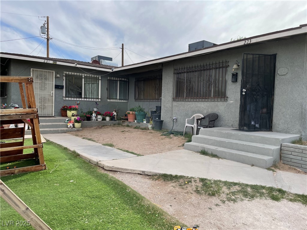 221 George Place