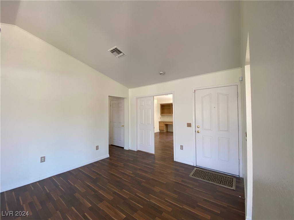 8560 Desert Holly Drive, Las Vegas, Nevada image 21