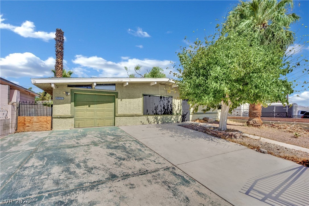 500 Recco Avenue
