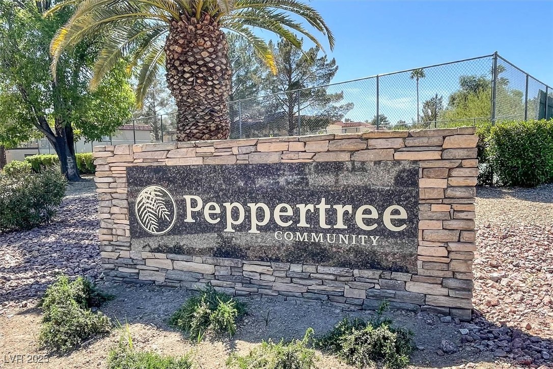 Henderson, Nevada 89014, United States, 2 Bedrooms Bedrooms, ,2 BathroomsBathrooms,Residential,Active,180520