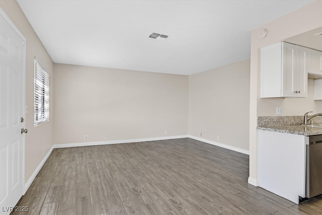 Henderson, Nevada 89014, United States, 2 Bedrooms Bedrooms, ,2 BathroomsBathrooms,Residential,Active,180520