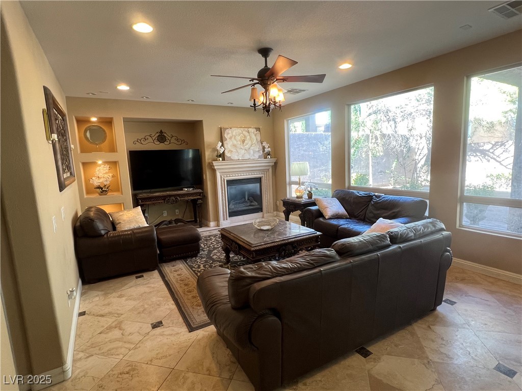 530 Calahonda Court, Las Vegas, Nevada image 2