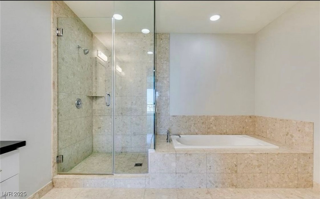 4575 Dean Martin Drive 406