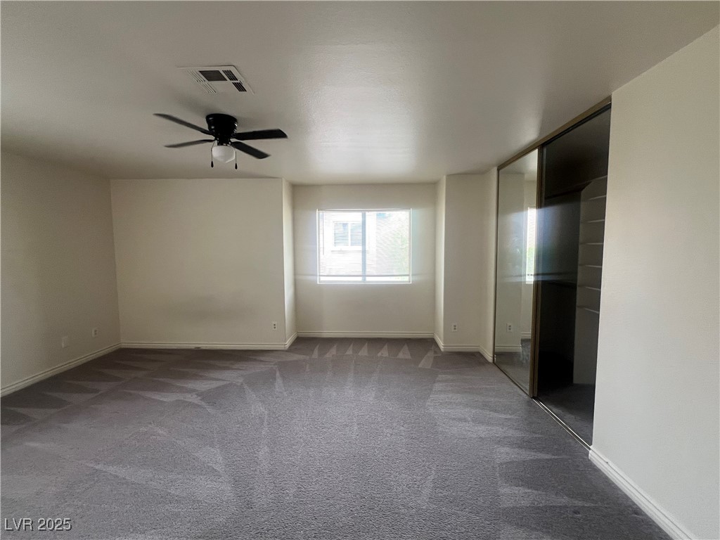 5586 Lago Court