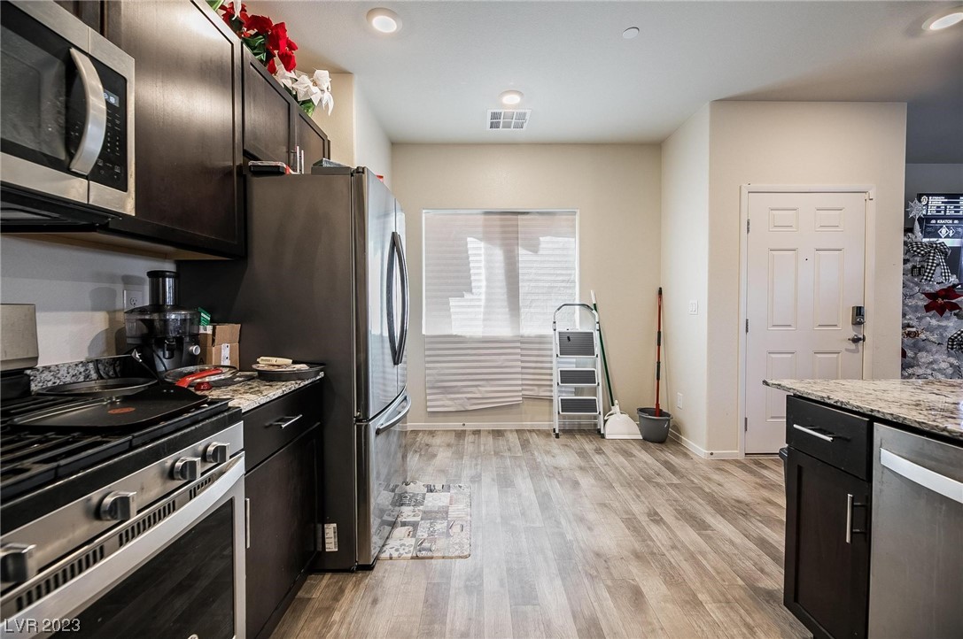 Photo 7 of 41 of 7555 Emerald Stars Avenue 102 townhome
