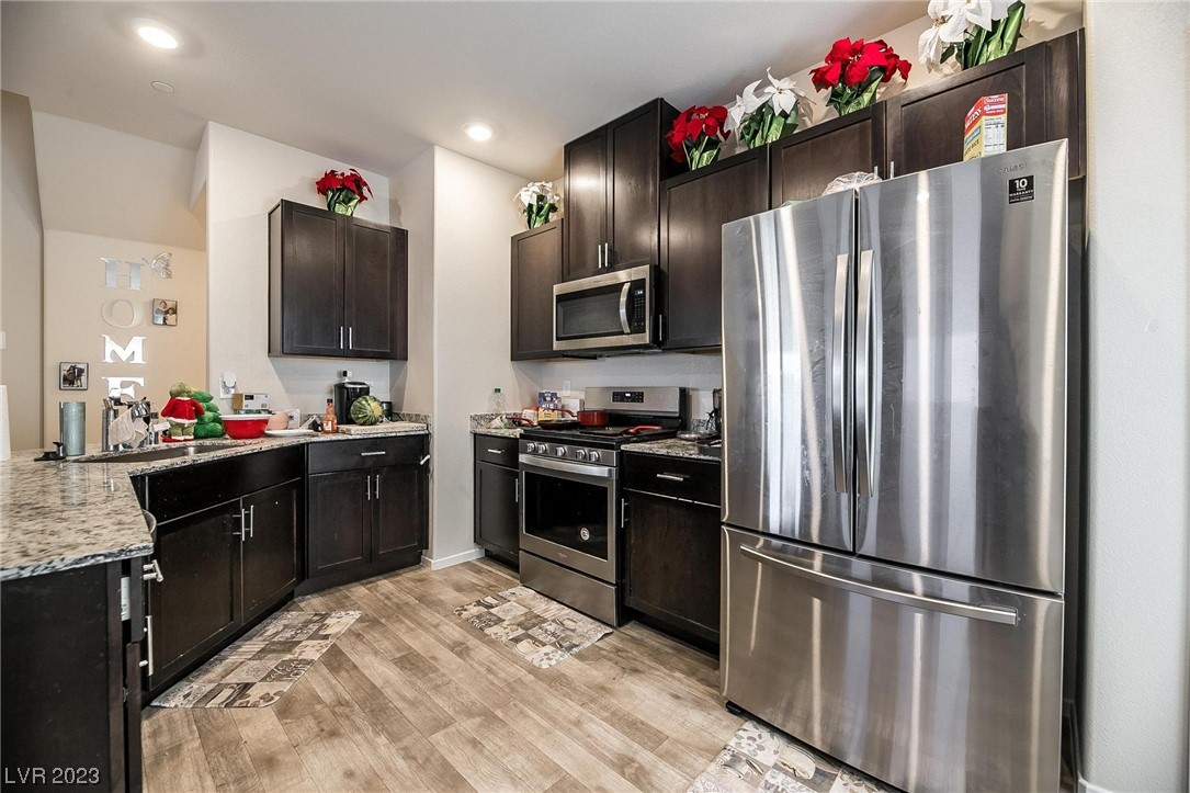 Photo 5 of 41 of 7555 Emerald Stars Avenue 102 townhome