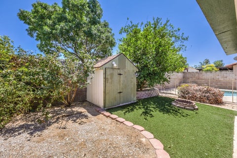 Tiny photo for 250 Princess Ann Court, Henderson, NV 89015 (MLS # 2797307)