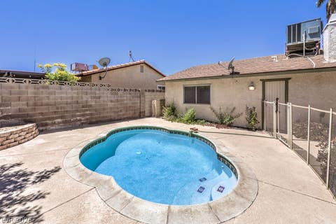 Tiny photo for 250 Princess Ann Court, Henderson, NV 89015 (MLS # 2797307)