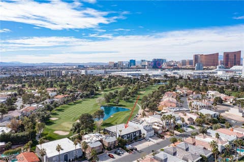 Photo of 915 Vegas Valley Drive #4, Las Vegas, NV 89109 (MLS # 2803081)