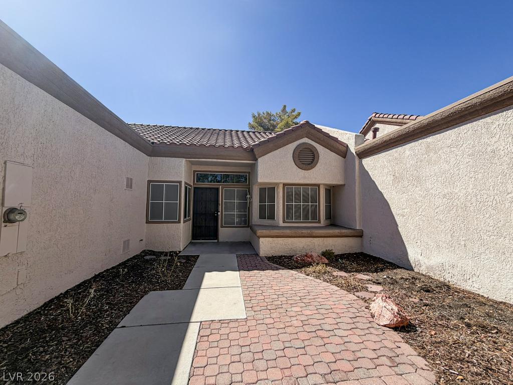 2541 Desert Glen Drive