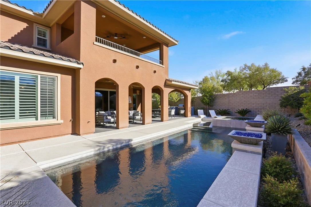 497 Paso De Montana Street