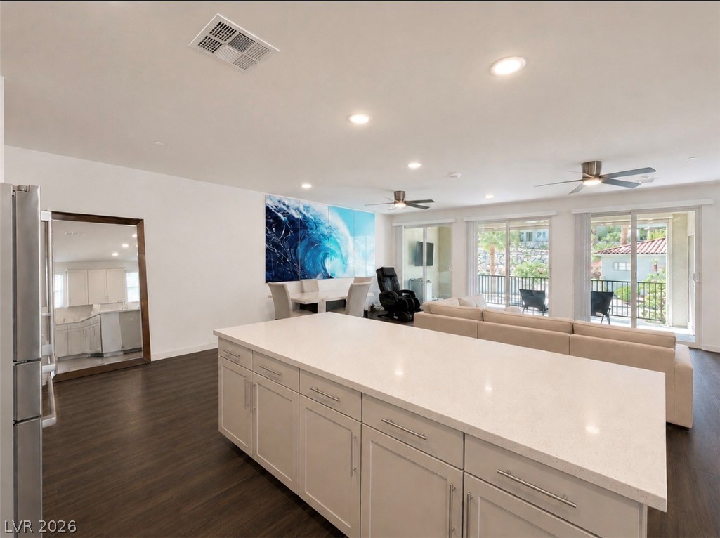 2555 Hampton Road 4205