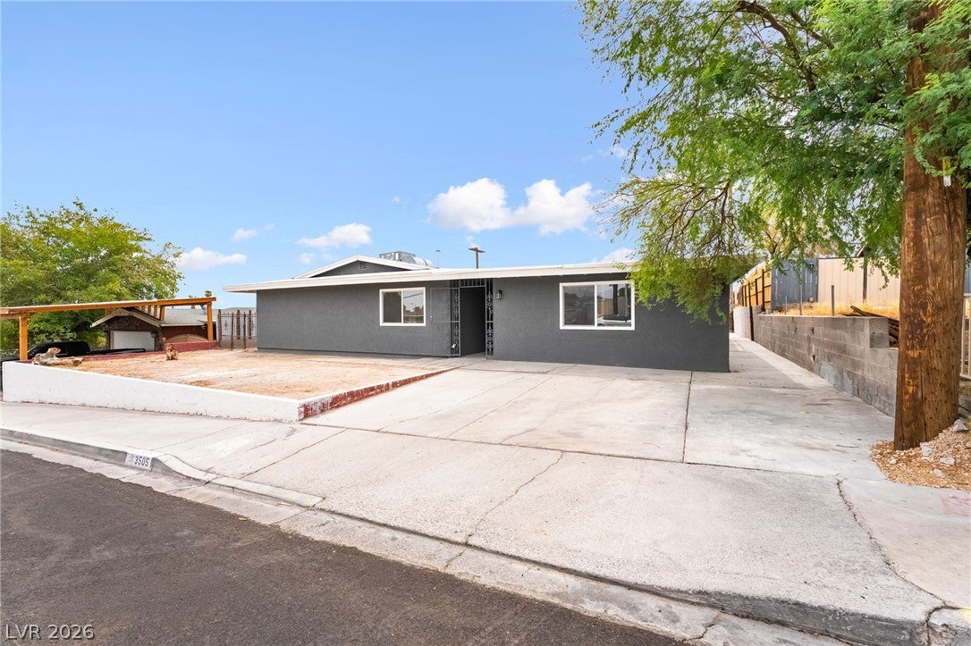 3505 W Bonanza Road