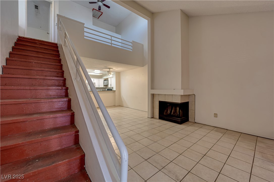 5526 Orchard Lane 0