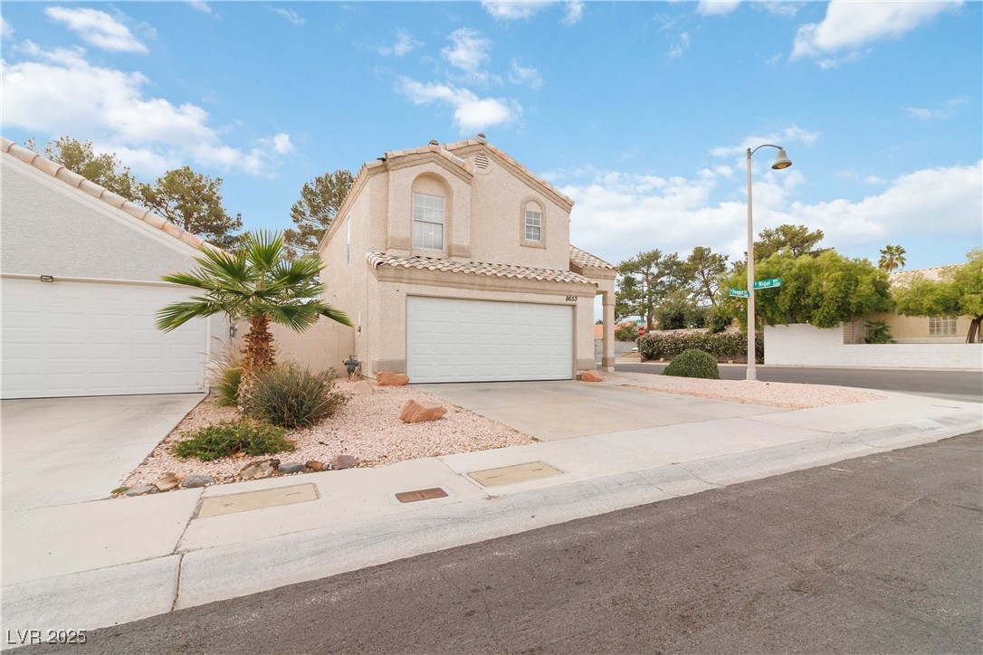 8653 Freeport Lane