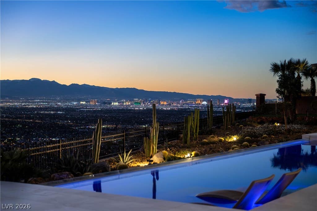 Photo of 531 Cityview Ridge Drive, Henderson, NV 89012 (MLS # 2791776)