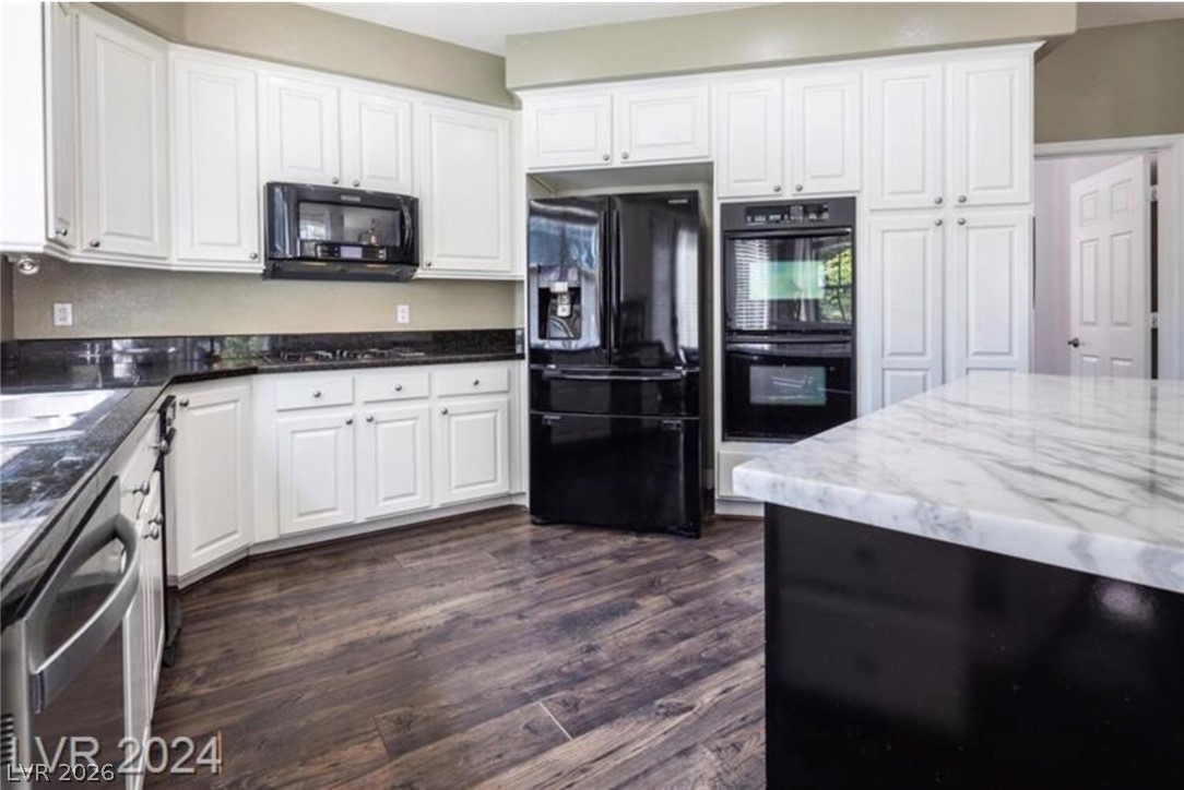 1400 Palantine Hill Drive