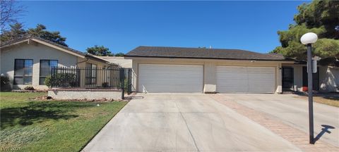 Homes For Rent - 600 Woodmount Drive<br/> Clark County, Las Vegas, NV 89107