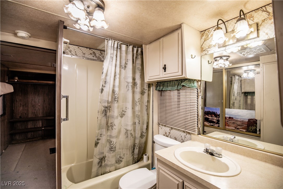257 Shoshone Lane, Henderson, Nevada image 13