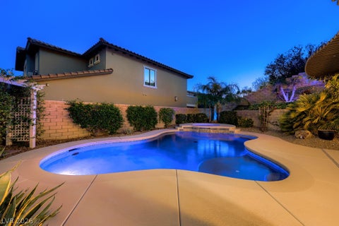 Tiny photo for 607 Highland Bluff Way, Las Vegas, NV 89138 (MLS # 2793012)
